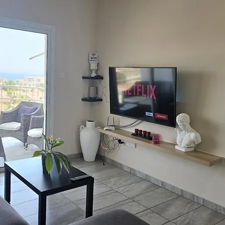 Perfect View Apartment *